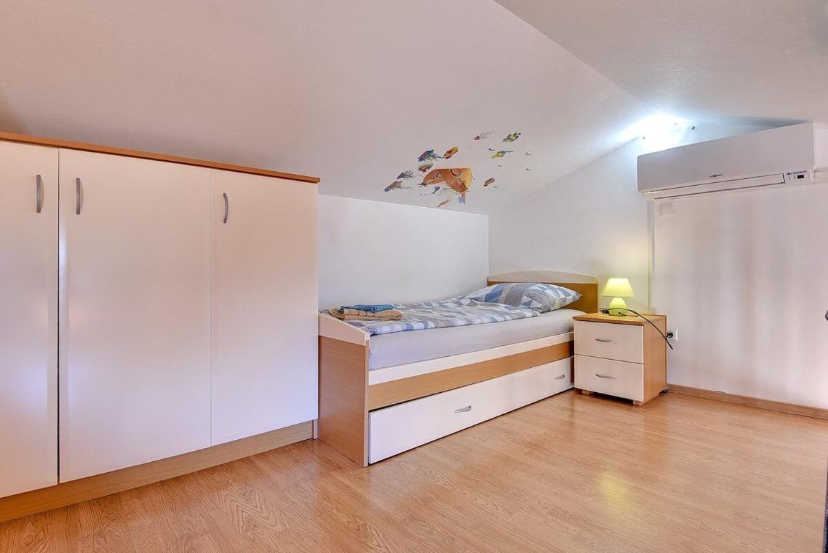 Apartment Stela Μεντουλίν Εξωτερικό φωτογραφία