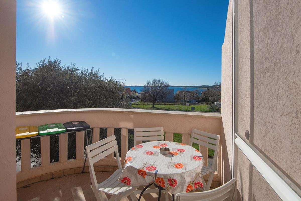 Apartment Stela Μεντουλίν Εξωτερικό φωτογραφία